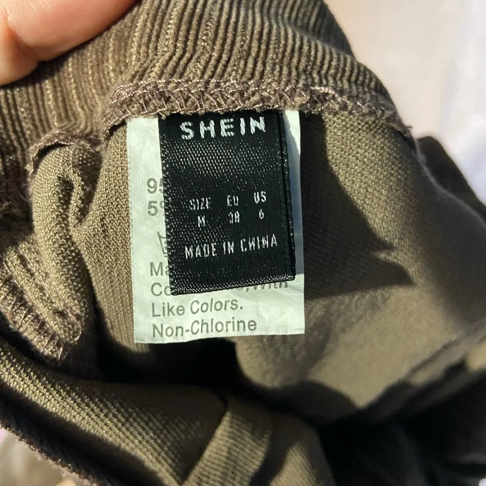 Brown corduroy pants - Picture 4 of 7